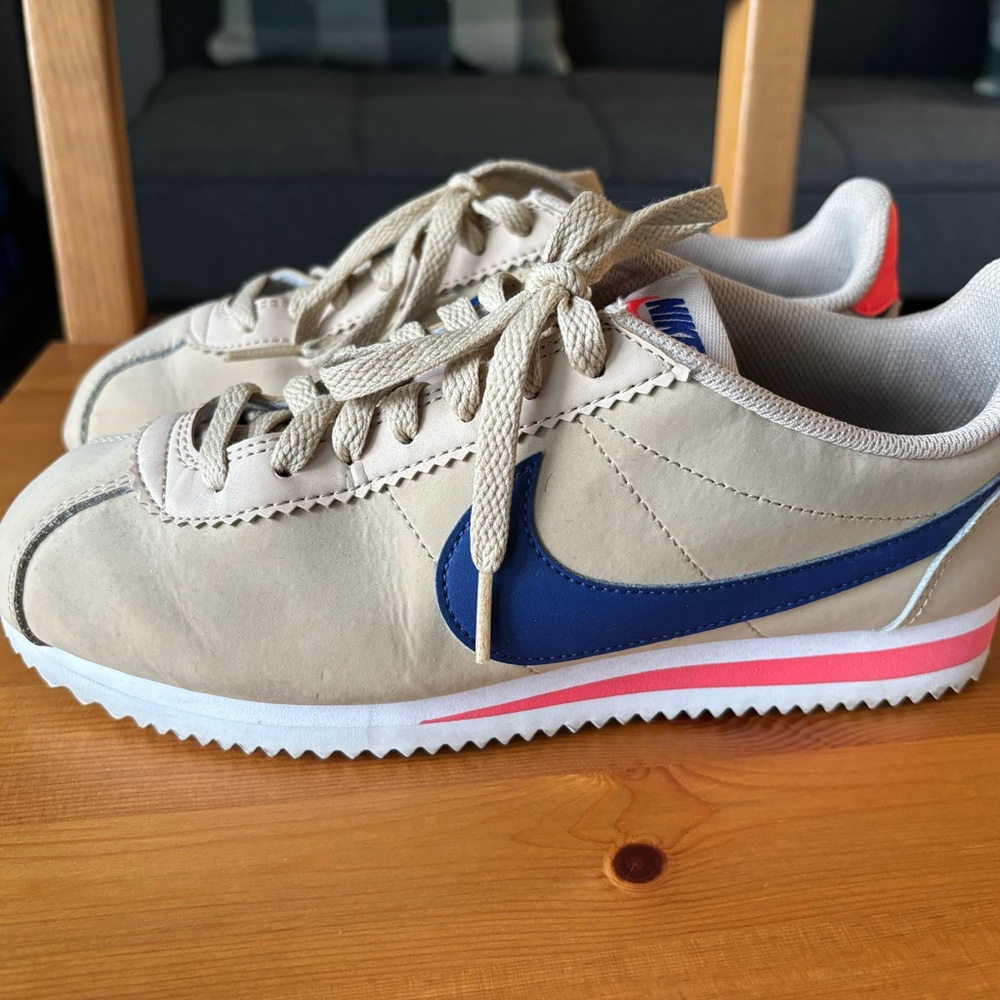 Nike Beige Sneakers with Blue and Pink Accents